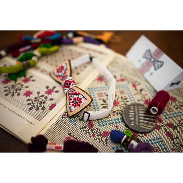 Ukrainian Ornament Wooden Bow Tie, Groomsmen Gift