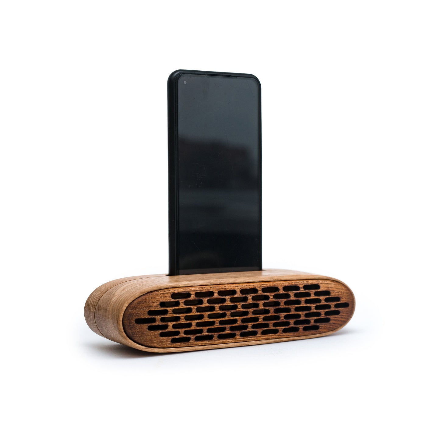 Modern wooden docking station – functional and elegant home decor