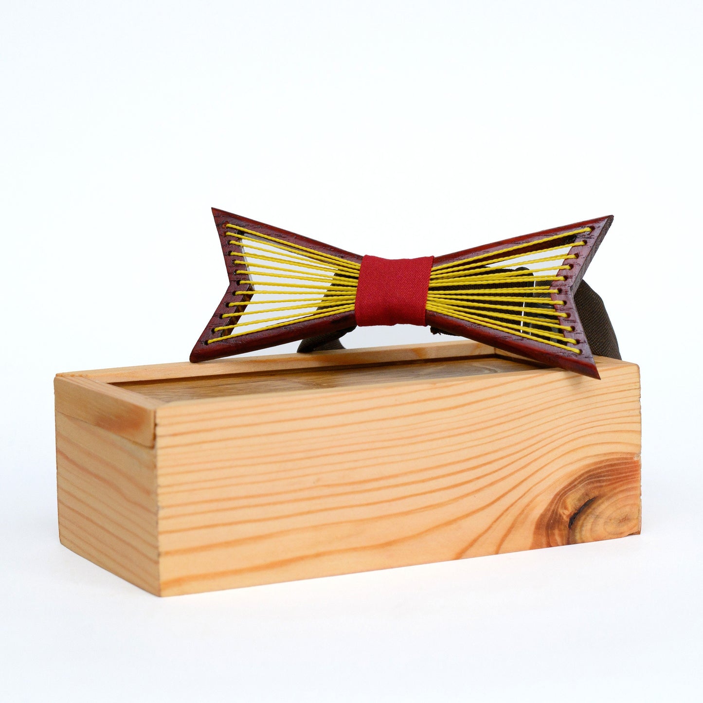 Oak Wood Bow Tie, Groomsmen Gift, Handmade in Ukraine
