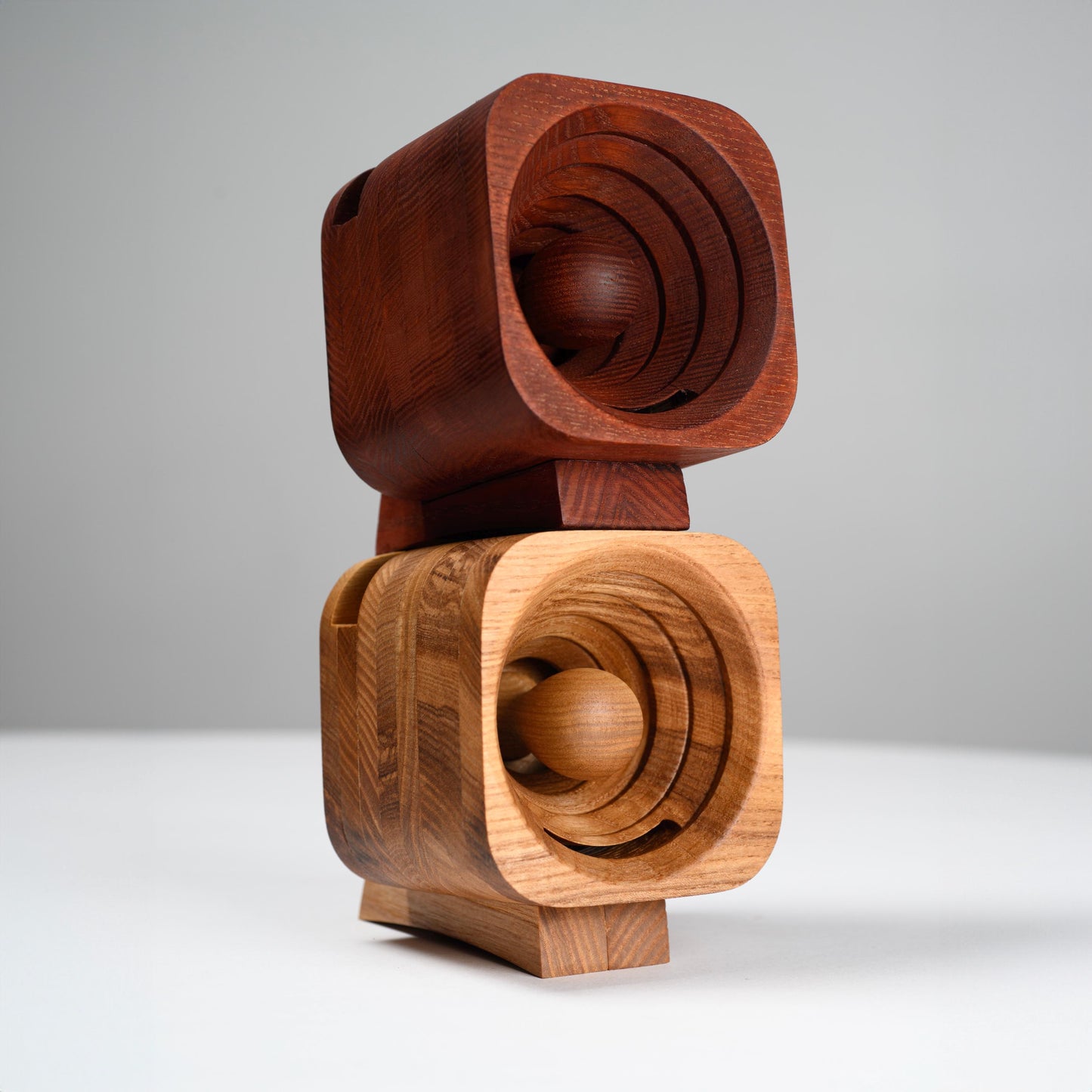 50th birthday gift for men – timeless and practical phone holder.