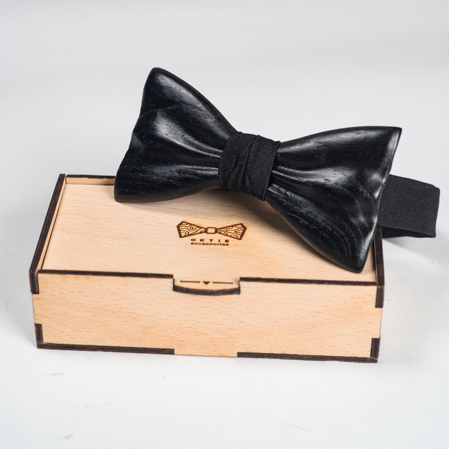 Oak Wooden Bowtie: Boho Wedding Groomsmen Gift