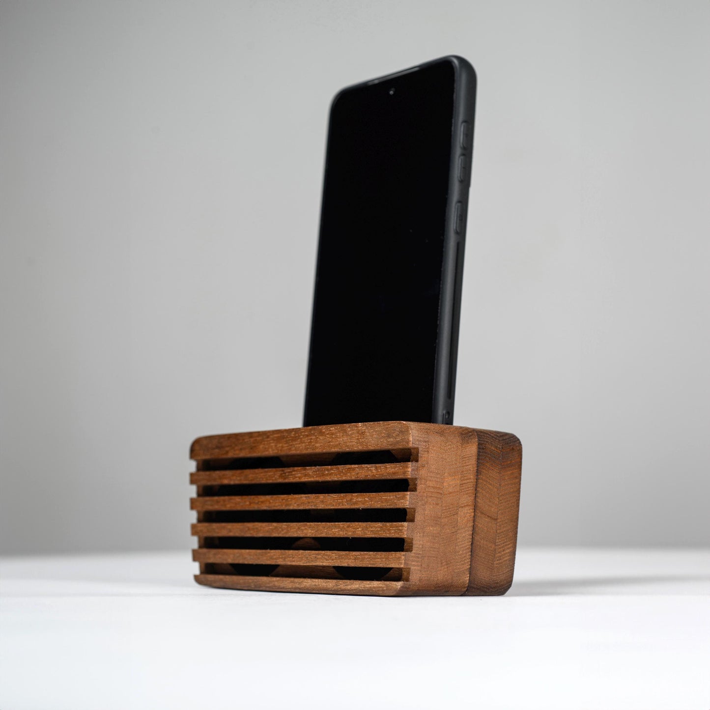 Handmade wooden phone speaker made from ash wood, passive sound amplifier for iPhone and Android.