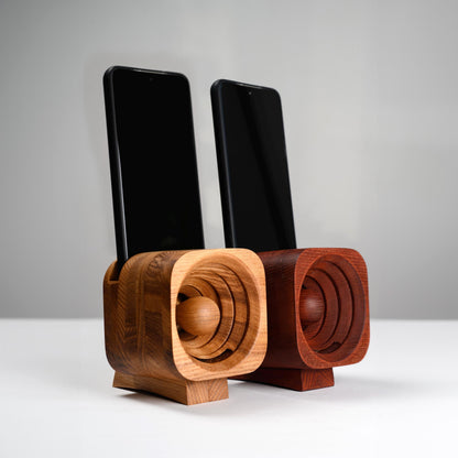 Handmade Wooden Phone Speaker – a stylish and personalized gift.