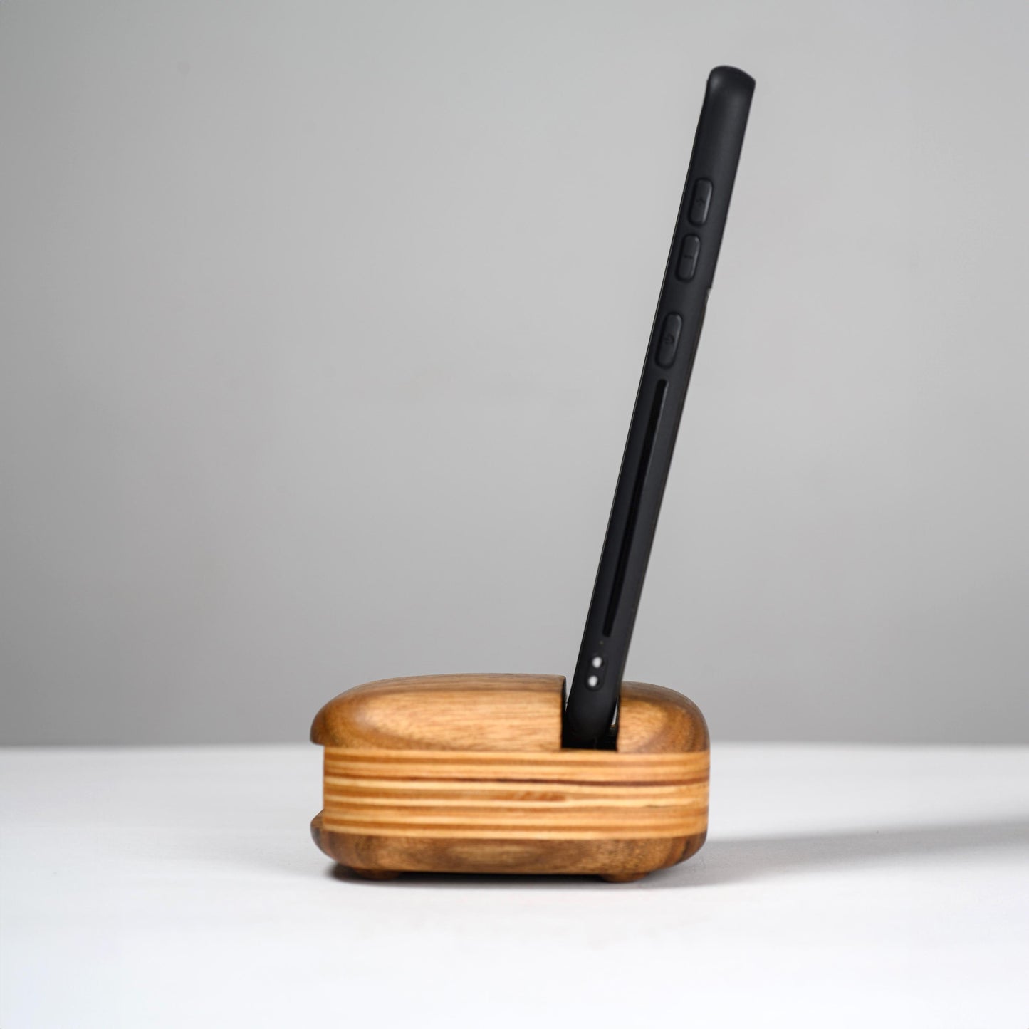 Custom Engraved Gift for Husband - Phone Stand with Acoustic Speaker Birthday Gift