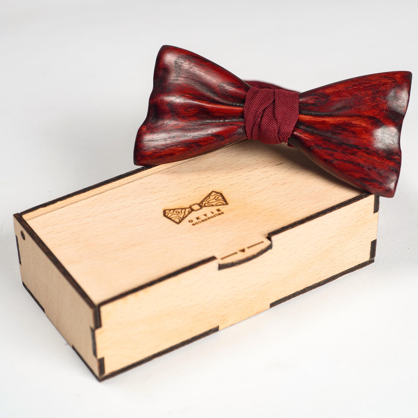 Rew wooden bow tieon wooden gift box