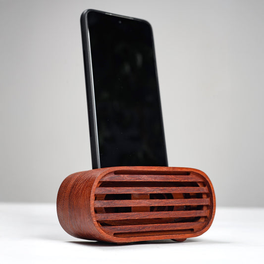 Handmade wooden phone speaker made of oak, passive amplifier for iPhone and Android, personalized sound dock