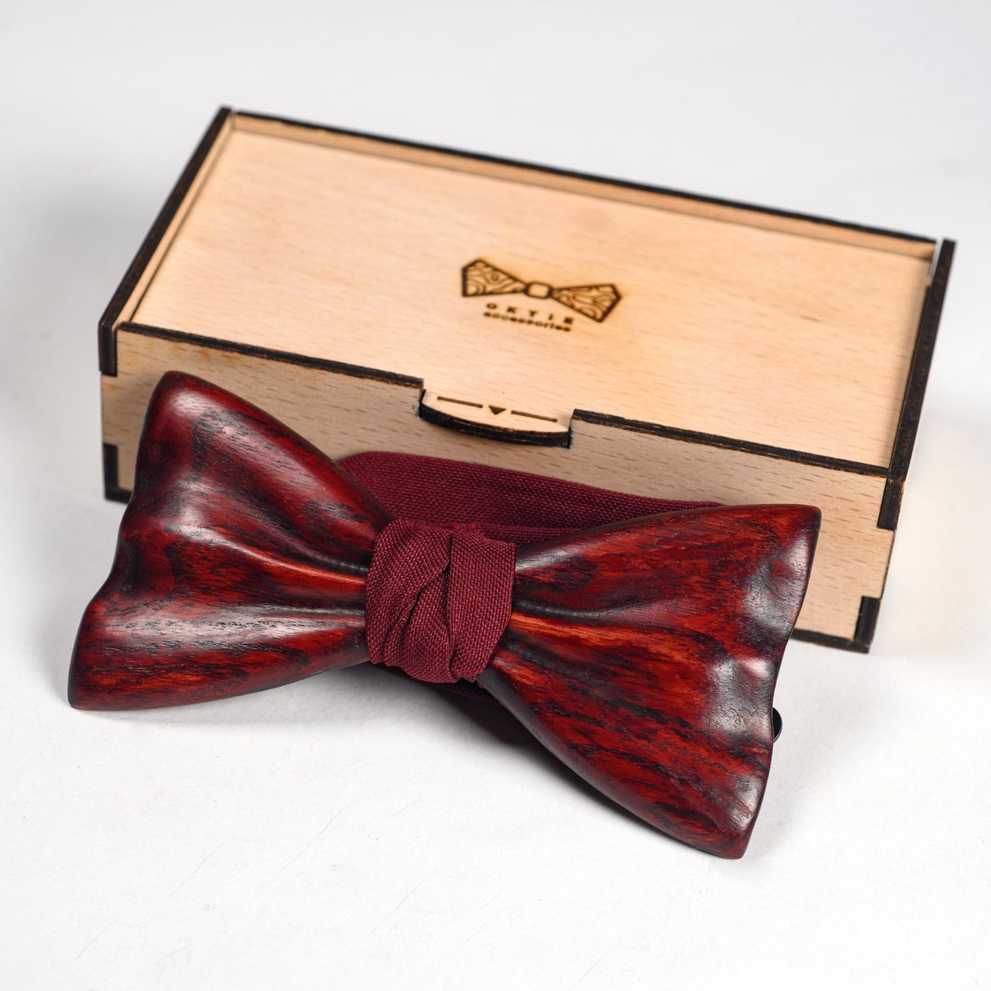 Red Oak Wooden Bow Tie: Personalized Groomsmen Gift