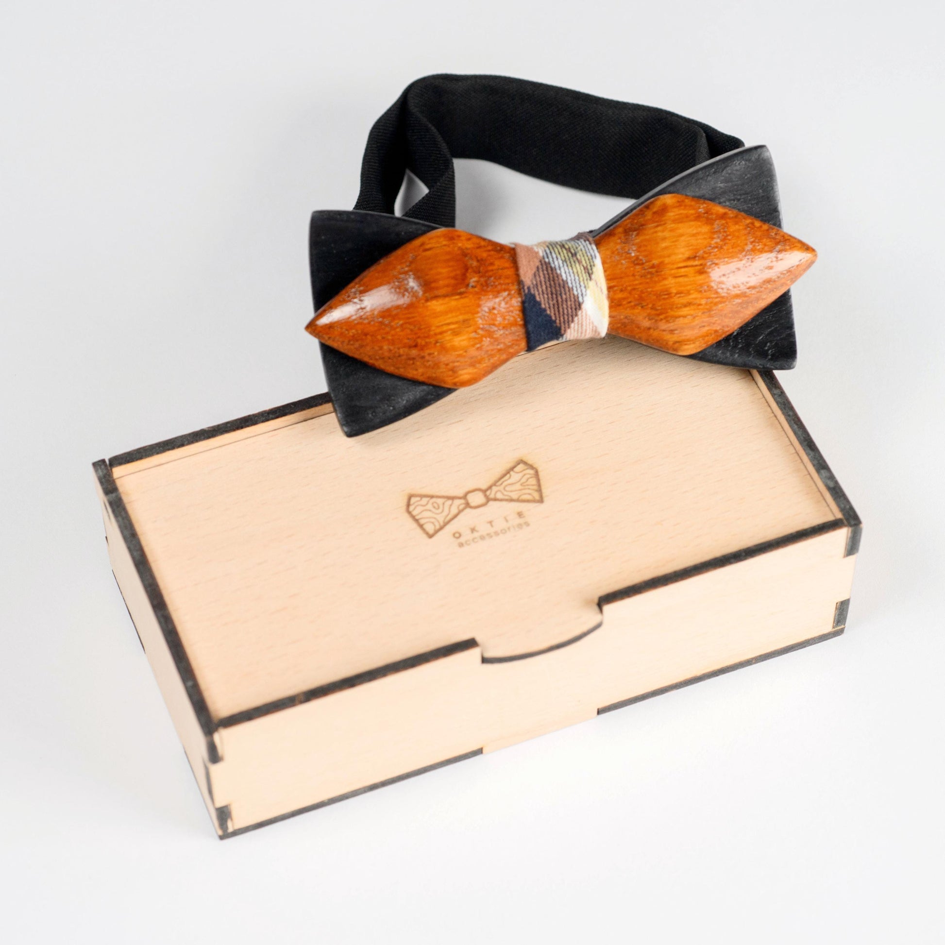 Luxury wooden bow tie and matching wooden box, ideal for groomsmen or best man gifts.
