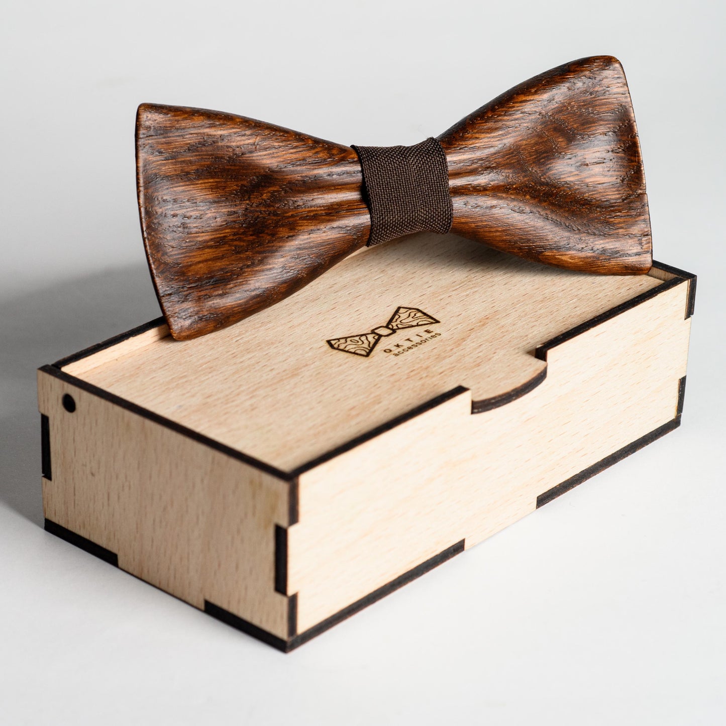 Handmade Oak Wood Bow Tie: Groomsmen Wedding Bowtie