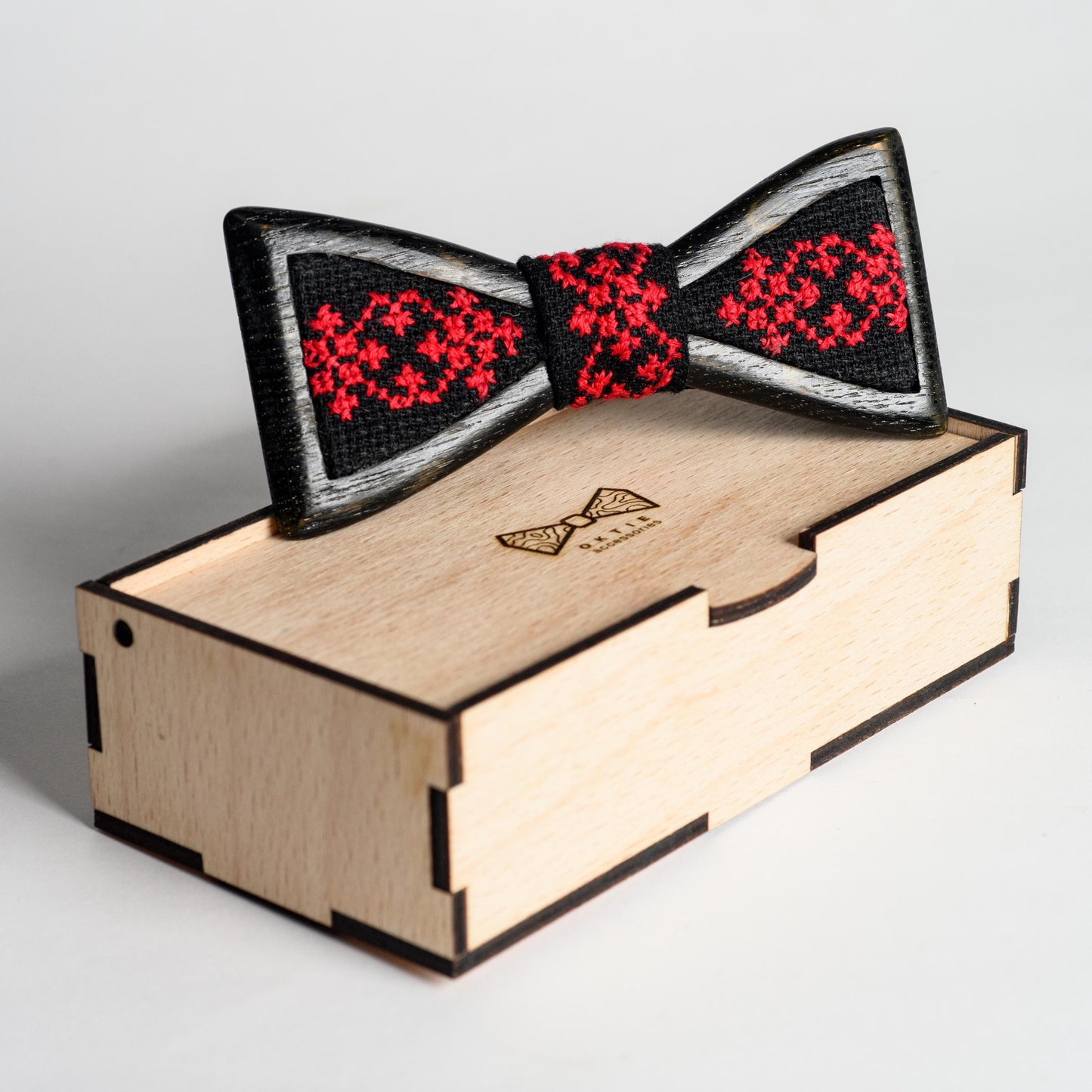 Ethnic Wooden Bow Tie: Ukrainian Ornament, Groomsmen Gift