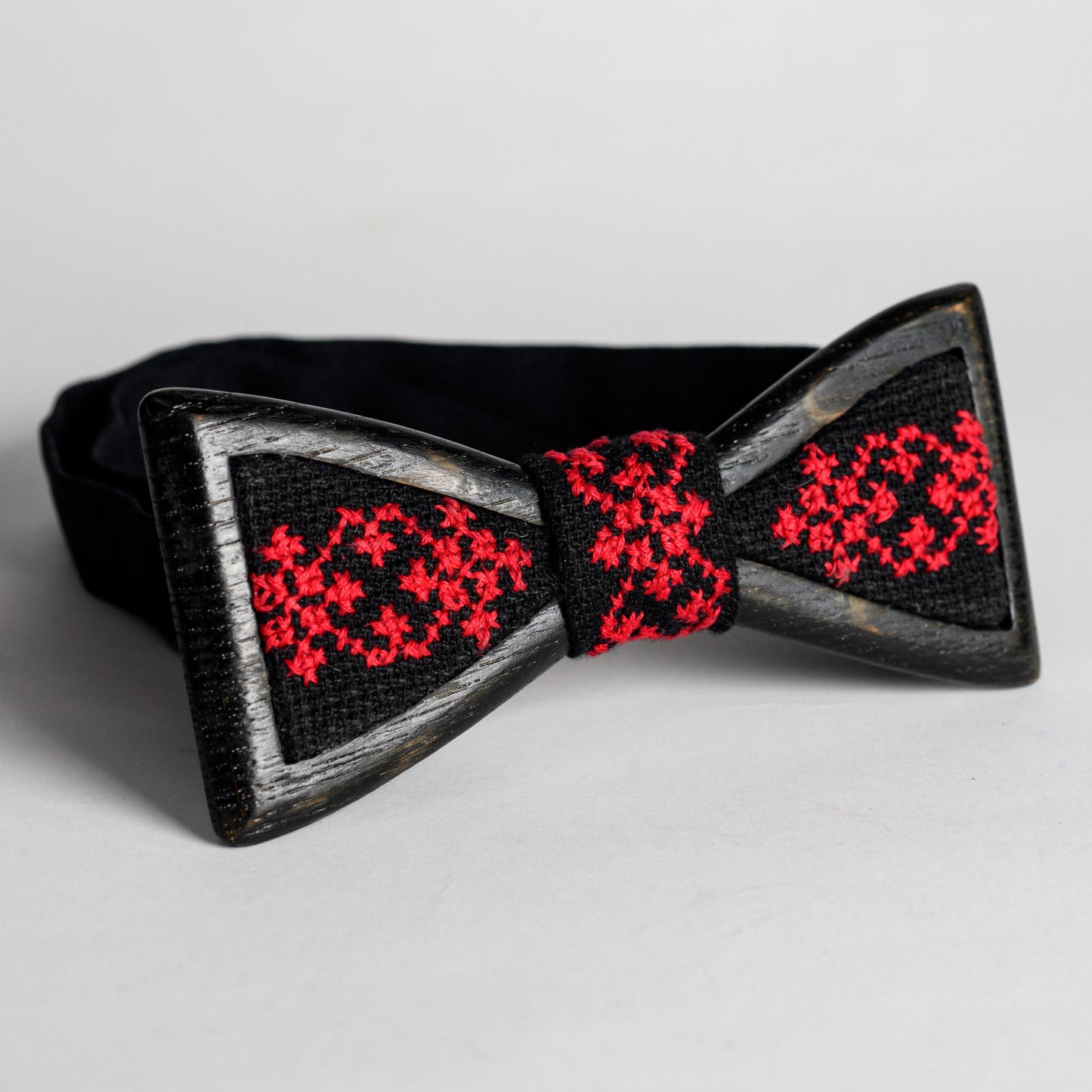 Ethnic Wooden Bow Tie: Ukrainian Ornament, Groomsmen Gift