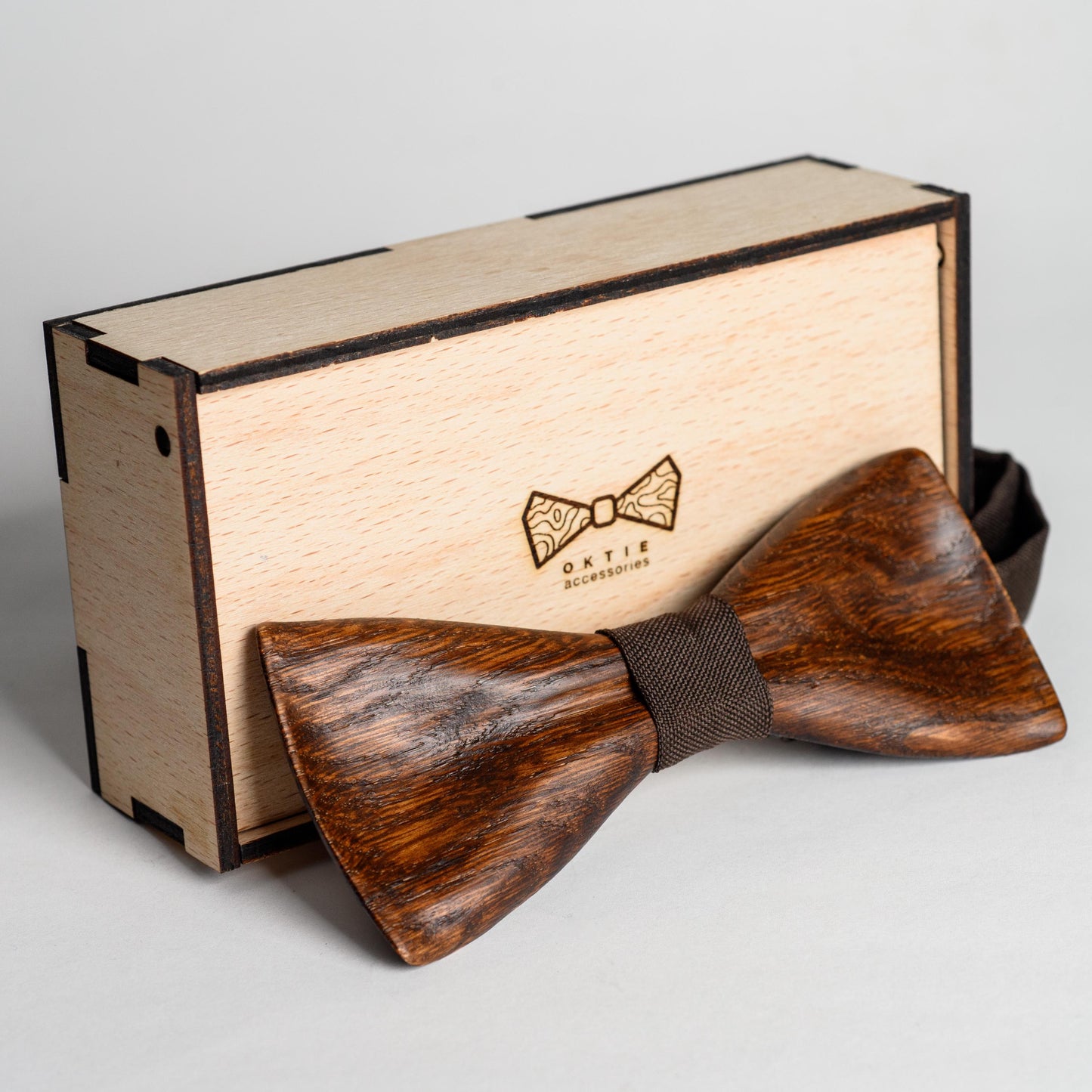 Handmade Oak Wood Bow Tie: Groomsmen Wedding Bowtie