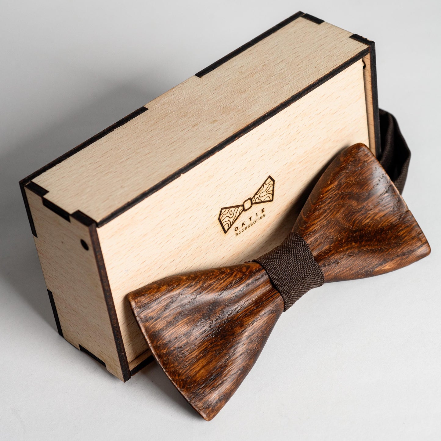 Handmade Oak Wood Bow Tie: Groomsmen Wedding Bowtie