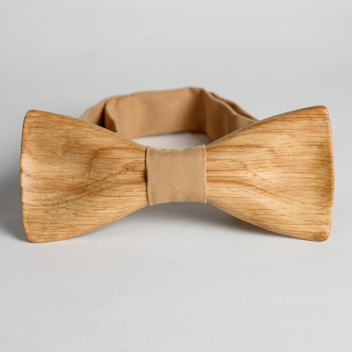 Oak Wood Bow Tie: Groomsmen Wedding Bowtie