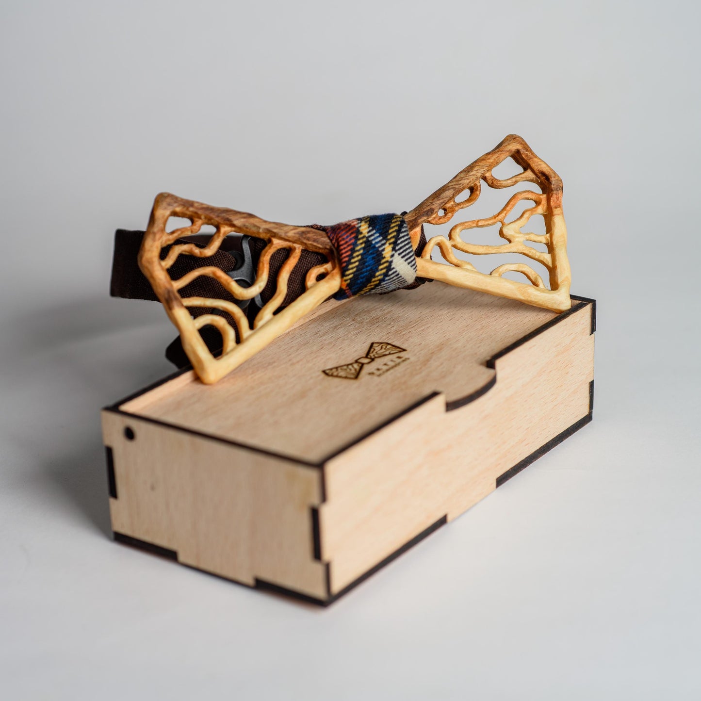 Handmade Ash Wood Bow Tie: Groomsmen Gift Wedding Accessory