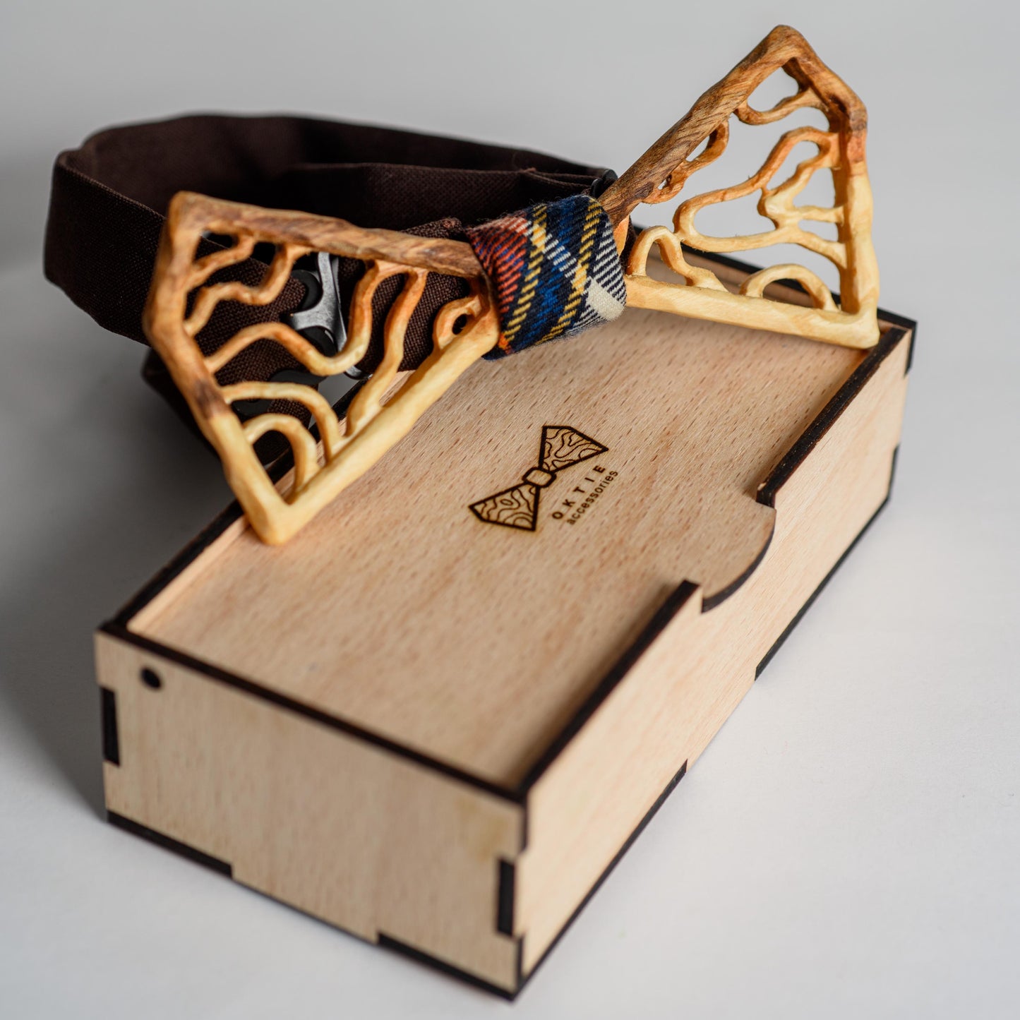 Handmade Ash Wood Bow Tie: Groomsmen Gift Wedding Accessory