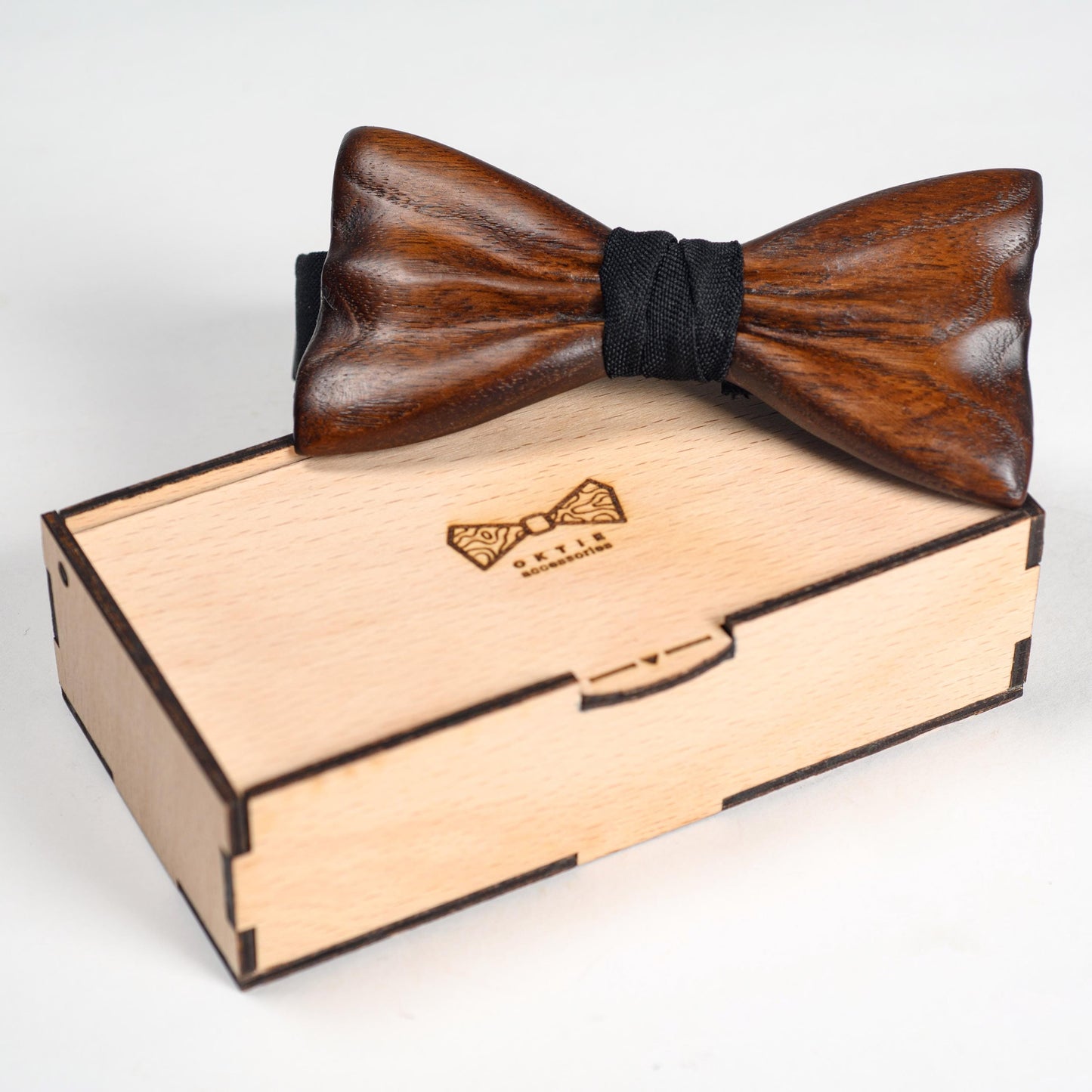 Handcrafted Oak Wood Bow Tie – Boho Wedding, Groomsmen Proposal, Fathers Day Gift