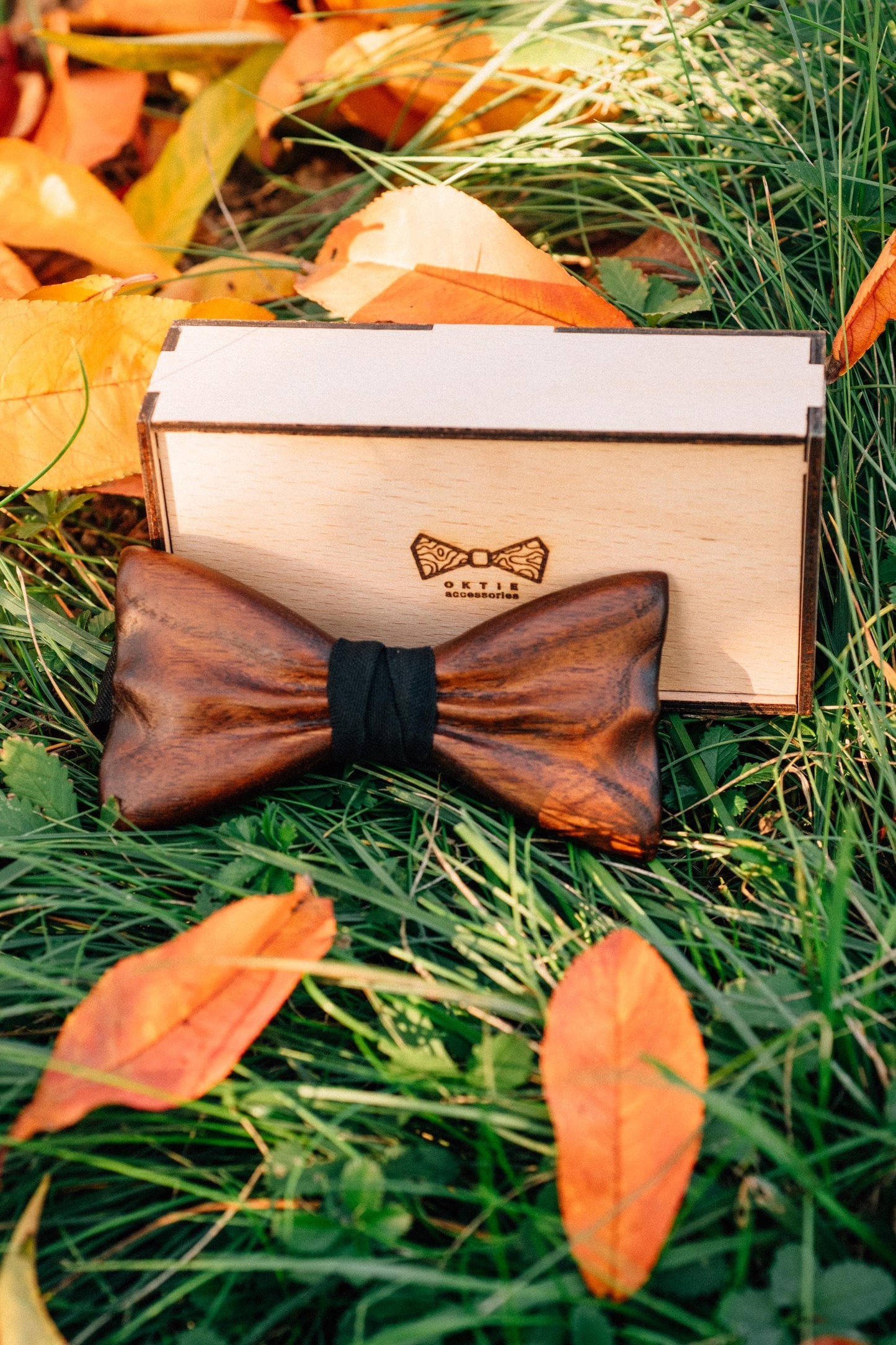 Handcrafted Oak Wood Bow Tie – Boho Wedding, Groomsmen Proposal, Fathers Day Gift