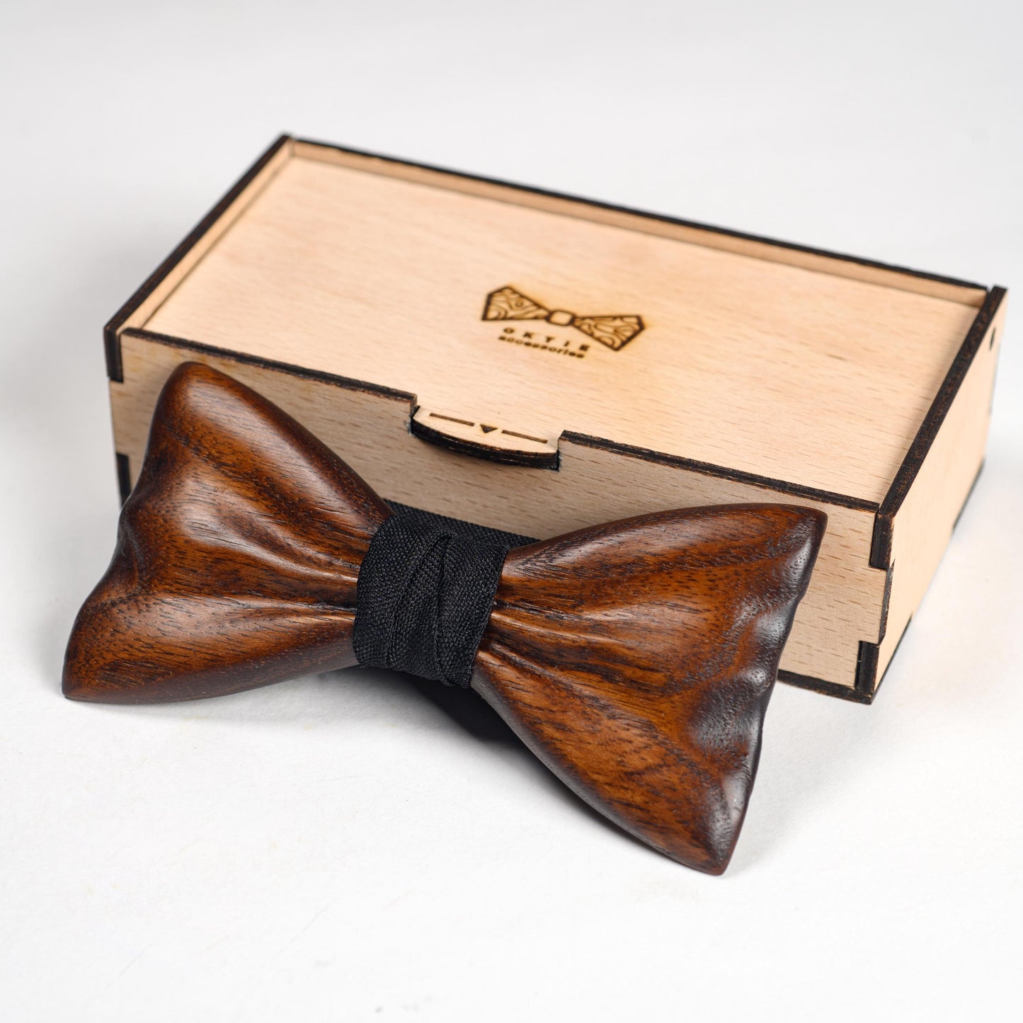 Handcrafted Oak Wood Bow Tie – Boho Wedding, Groomsmen Proposal, Fathers Day Gift