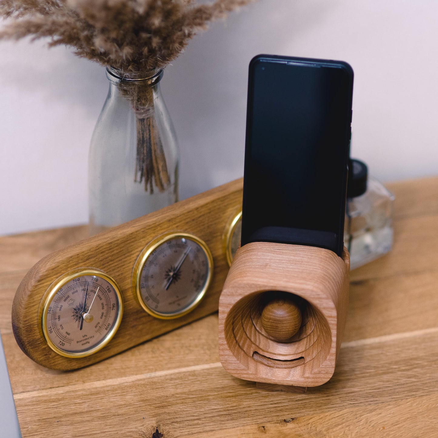 Wooden Phone Speaker Personalized 5th Anniversary Gift for Him - Passive Sound Amplifier