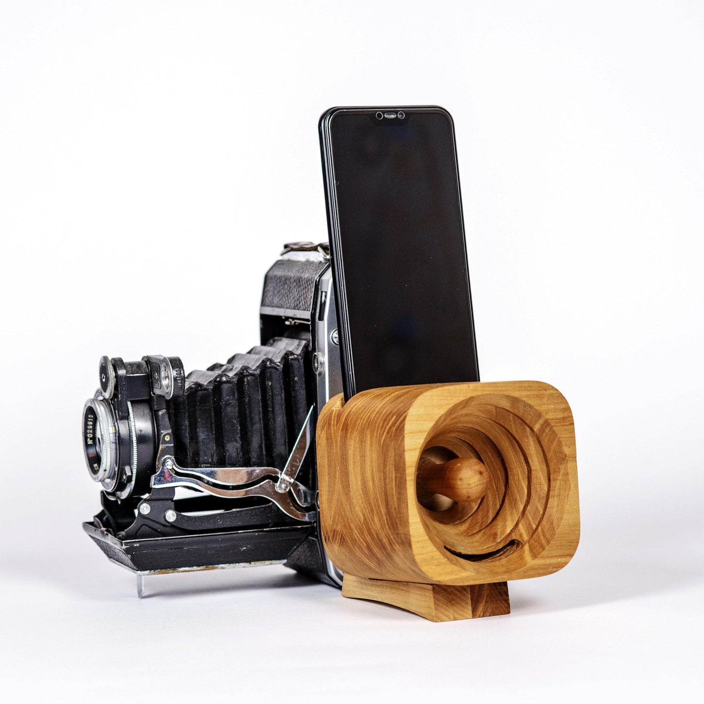 Wooden Phone Speaker Personalized 5th Anniversary Gift for Him - Passive Sound Amplifier
