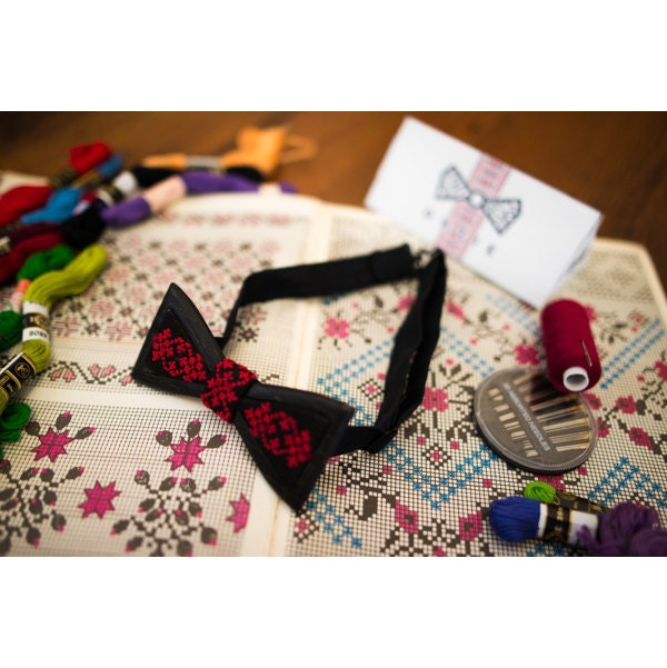 Ethnic Wooden Bow Tie: Ukrainian Ornament, Groomsmen Gift